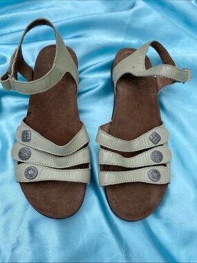 Dansko Women's Beige Strappy Comfort Sandals